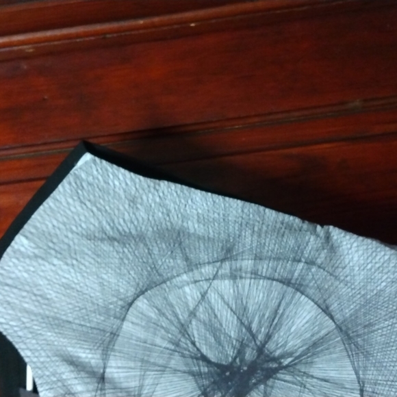 VIDA Geometric Top - Picture 7 of 7